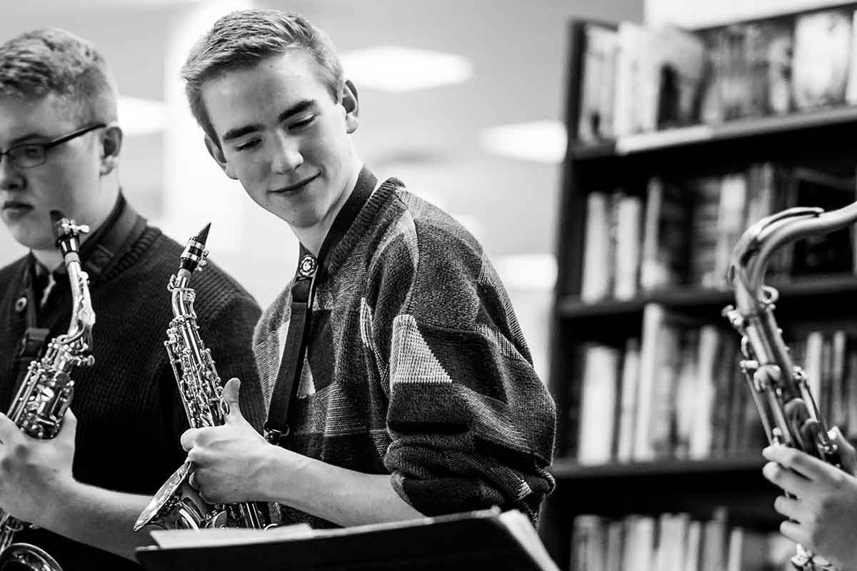 Skyline Jazz Band at Barnes & Noble in Idaho Falls, ID. December 12, 2015. (Brad Barlow/B2X Photo)
