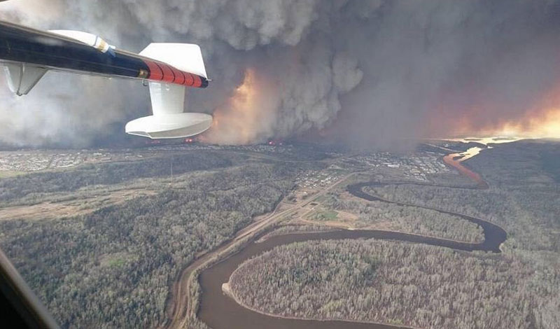 Fort_Mac_Fire01