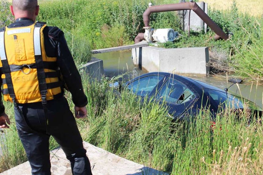Car Wreck Canal2