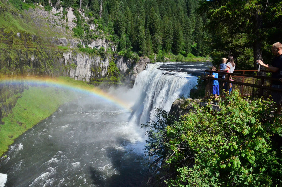 A rainbow rising from the river floor made our day at Mesa ...