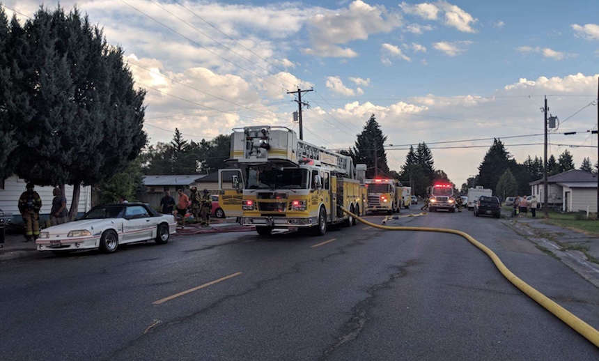 Fire breaks out at Idaho Falls home East Idaho News
