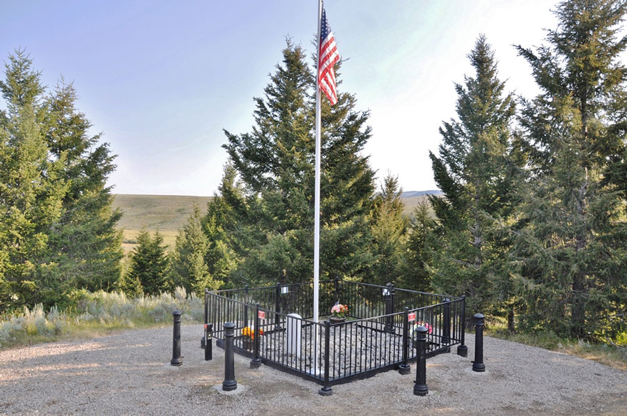 flag pole