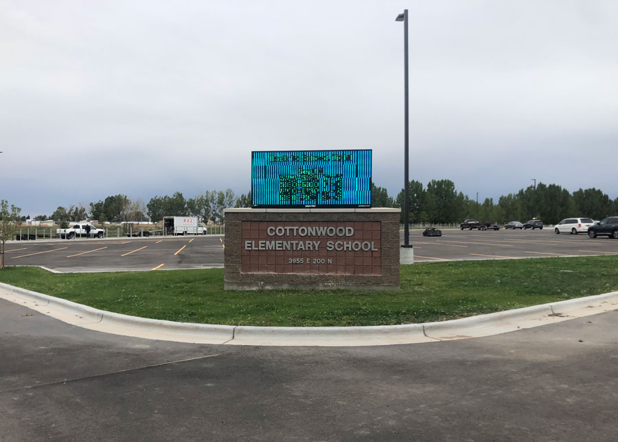 Jefferson School District opens new elementary school East Idaho News