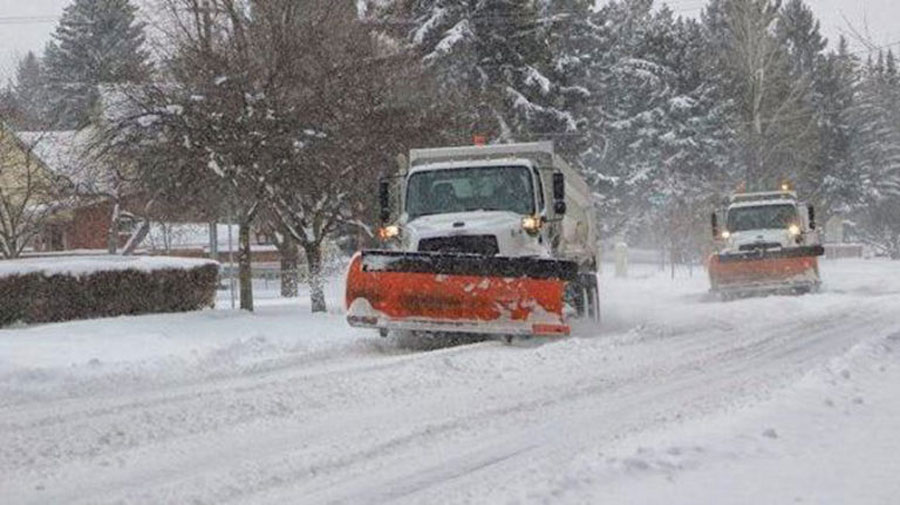 Roads closing in Yellowstone Park this month as spring plowing gets underway - Vimarsana News