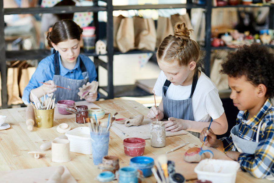 Biz Buzz: New art studio opening in Rexburg next month - Vimarsana News