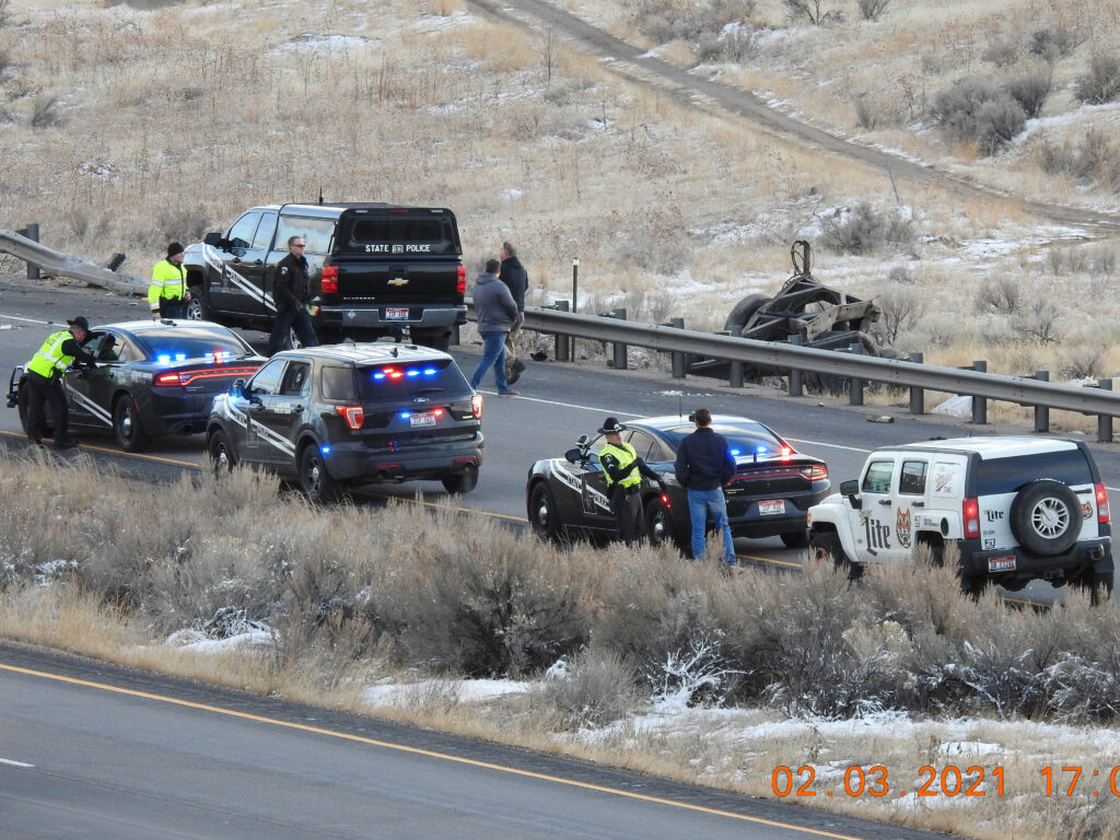 Woman taken to hospital after being hit by semi on I-15 - Vimarsana News