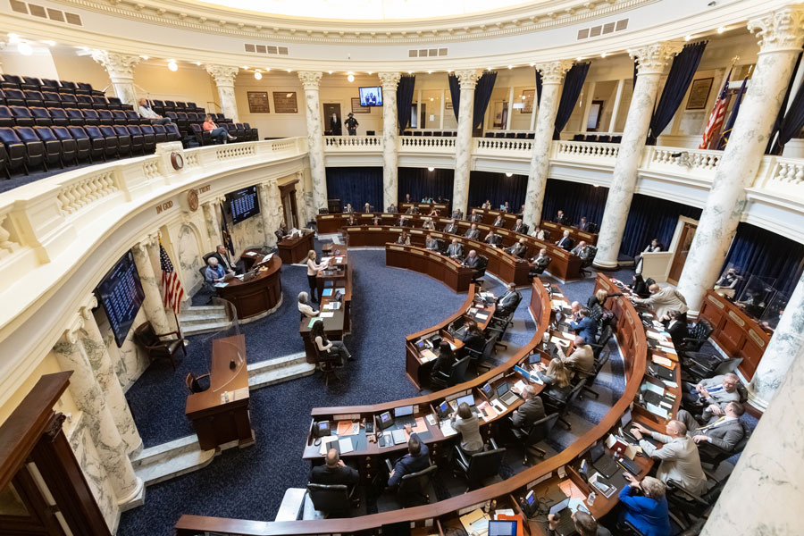 Scholarship change for survivors of Idaho soldiers advances - Vimarsana News