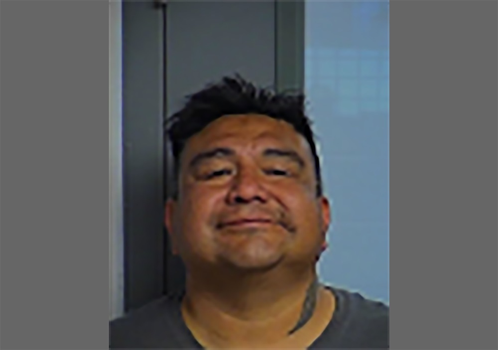 Man arrested on multiple charges after high-speed chase - Vimarsana News