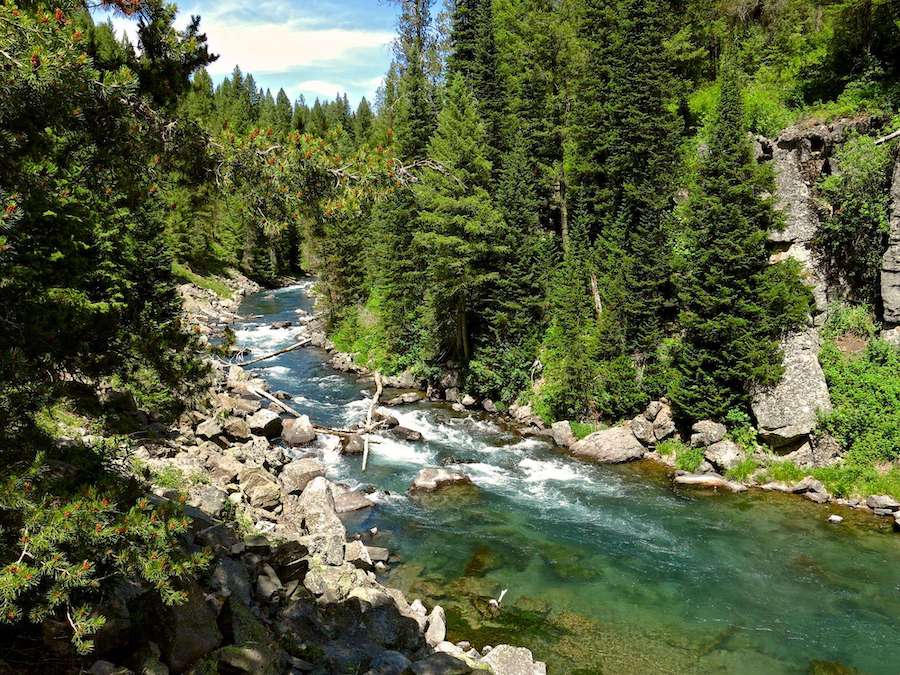 Authorities locate missing kayaker in Fremont County - Vimarsana News