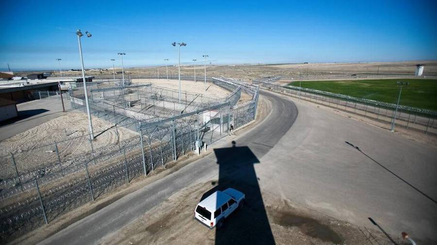 Amid staffing shortage, Idaho raises starting pay for corrections officers, adds bonuses - Vimarsana News