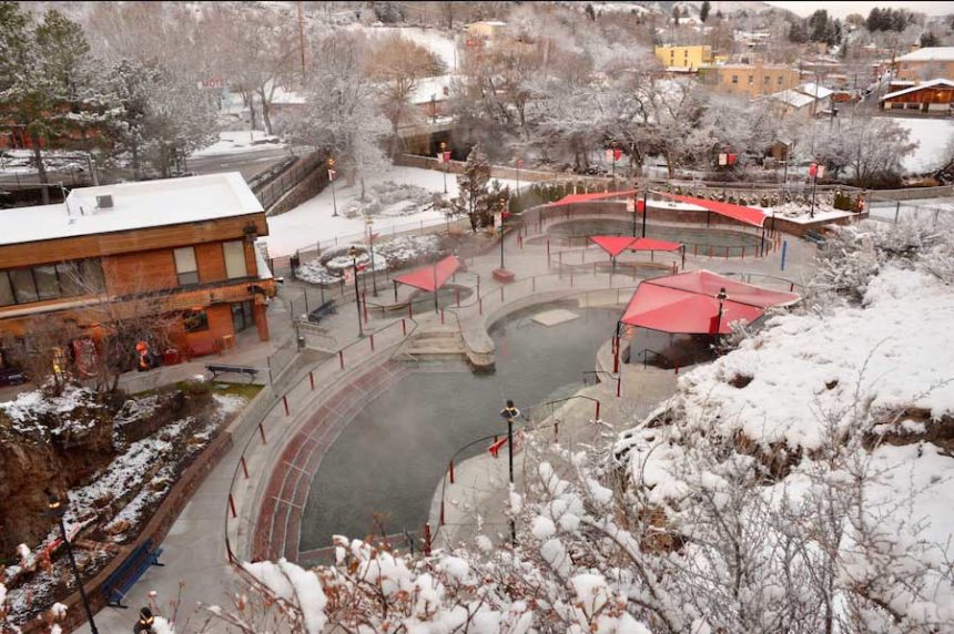 lava hot springs pic