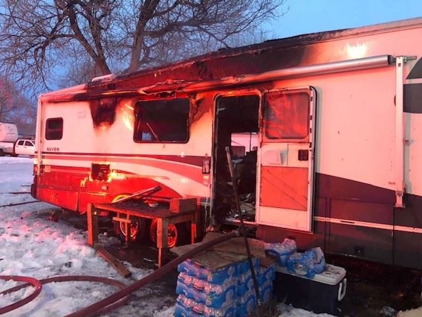 CAMPER FIRE