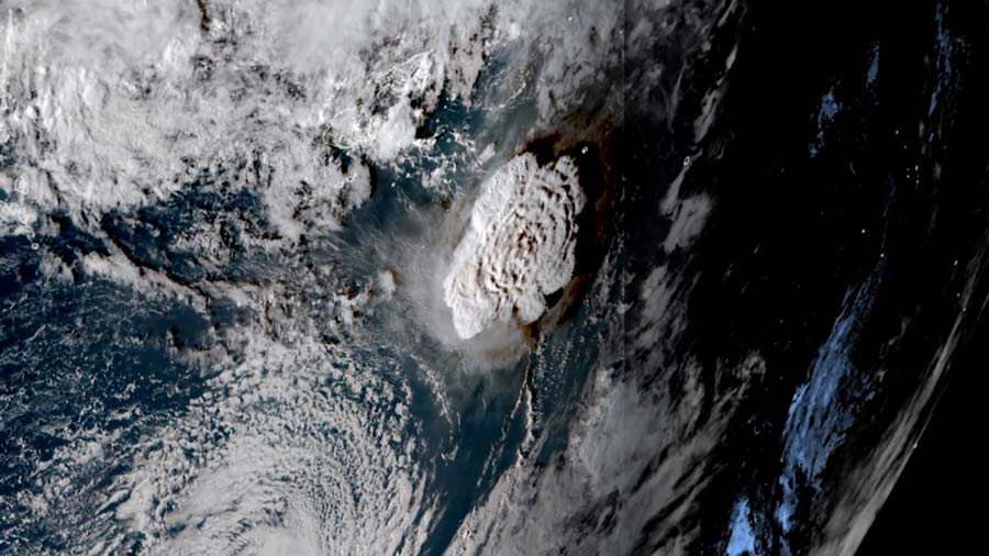 Tsunami advisory in effect for US as waves hit Tonga following volcanic eruption - Vimarsana News