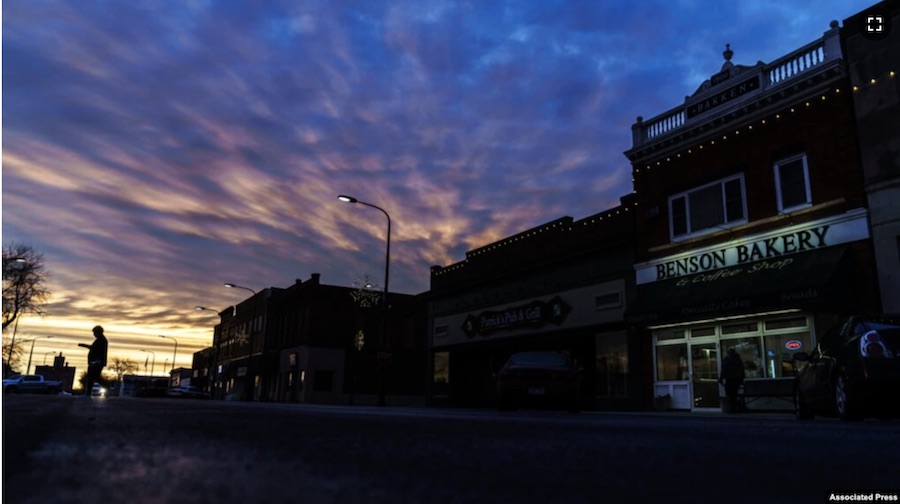 In one small prairie town, two warring visions of America - Vimarsana News