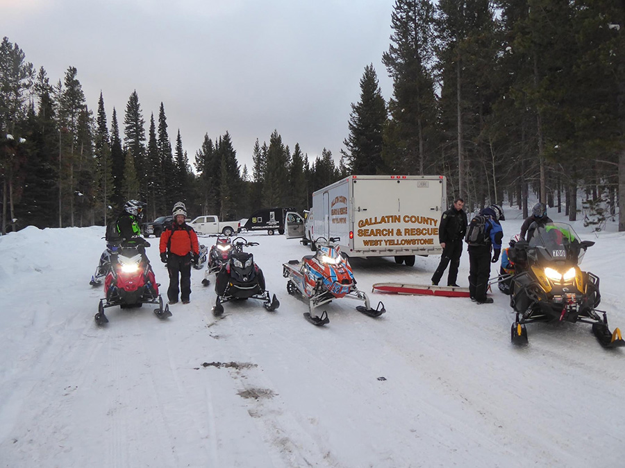 Snowmobiler dies in avalanche west of West Yellowstone - Vimarsana News