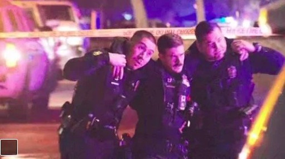 A woman was killed and nine officers injured in Phoenix shooting. In all, 15 US officers were shot in the last 24 hours - Vimarsana News