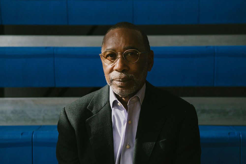 At 16, Larry Miller killed another teen. At 72, the Nike executive is ready to apologize - Vimarsana News