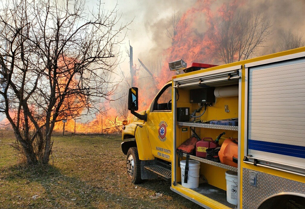 Dozens of firefighters battling fire that's burned 45 acres in Madison County - Vimarsana News