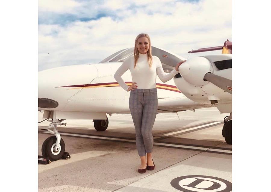 Pilot killed in plane crash was 'adventurous, beautiful' woman who 'brightened the room with her smile' - Vimarsana News