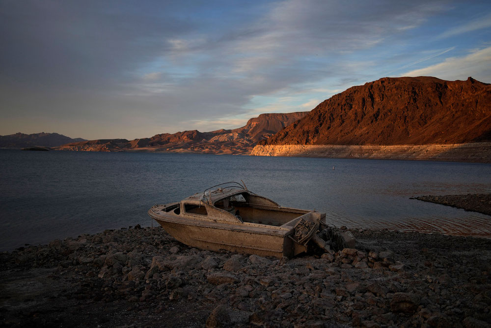Previously sunken boats are emerging at Lake Mead as water disappears - Vimarsana News